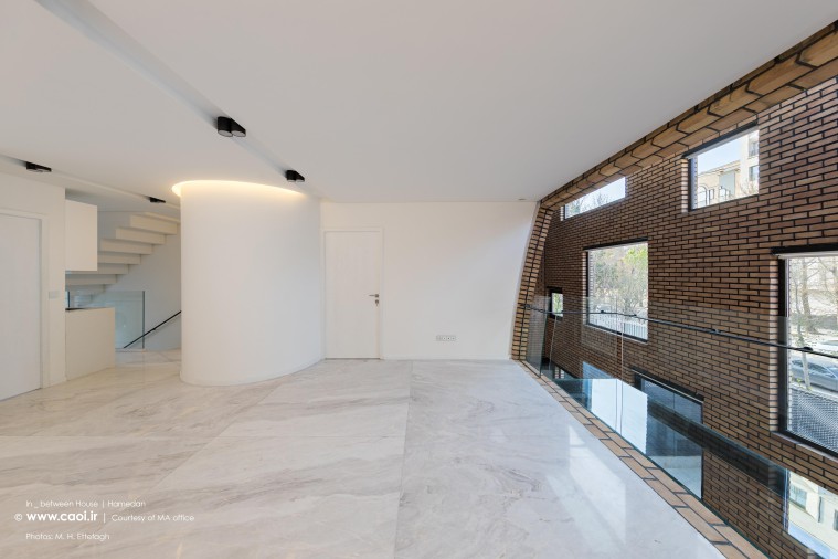 In-between-House--in-Hamedan-MA-Office-Jalil-Mousavi--12--26727-800-506-100