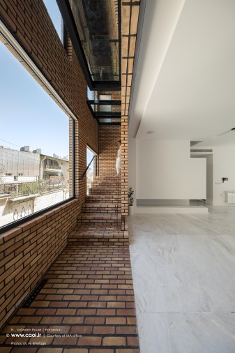 In-between-House--in-Hamedan-MA-Office-Jalil-Mousavi--8--26723-800-506-100