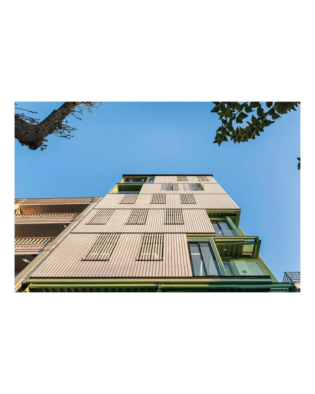 عکس ساختمان پزشکی مریوان