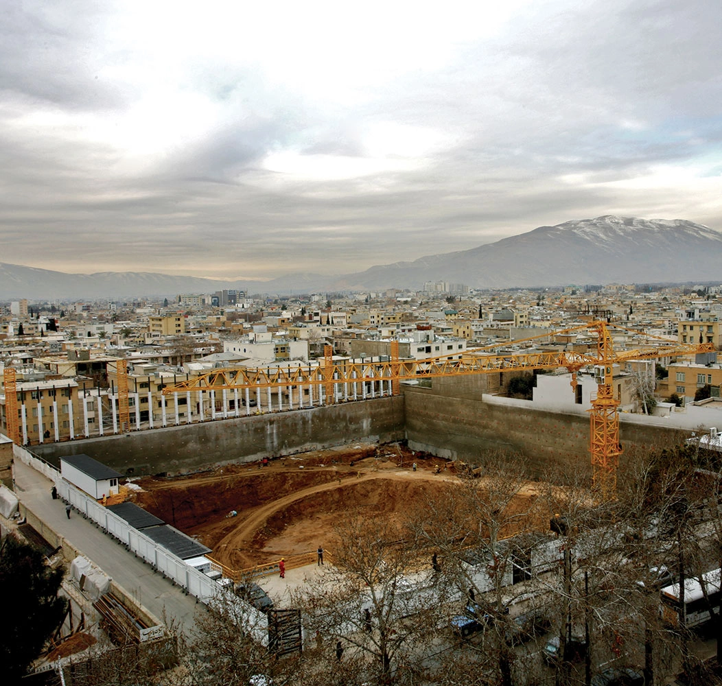 عکس ساختمان تجارت جهانی شیراز