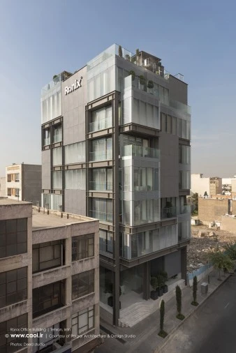ساختمان اداری رونیکس